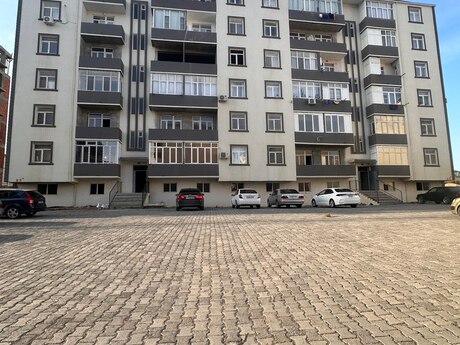 2-комн. · 83 m² · 3/6 этаж, Qurtuluş 93