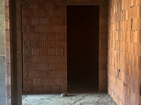 2-room new-build apartment for sale in Qurtuluş 93 residence, 83 m², 95 000 AZN, photo 5 / 9