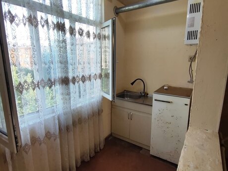 7-ci mikrorayonda 2 otaqlı köhnə tikili mənzil satılır, 35 m², 106 000 AZN, şəkil 4 / 8