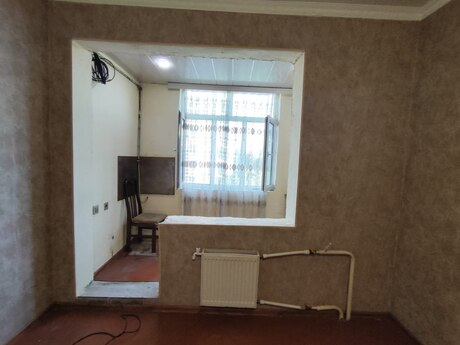 7-ci mikrorayonda 2 otaqlı köhnə tikili mənzil satılır, 35 m², 106 000 AZN, şəkil 3 / 8