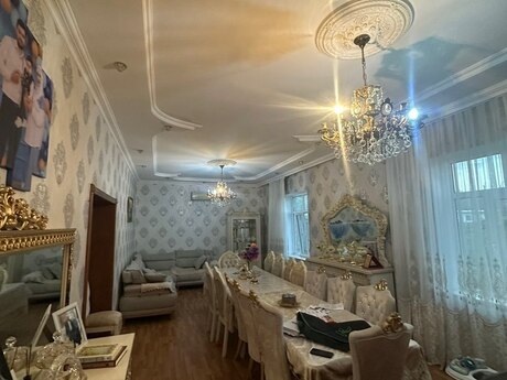 Sulutəpədə 6 otaqlı həyət evi satılır, 200 m², 345 000 AZN, şəkil 2 / 12