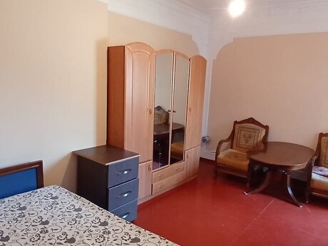 Qaraçuxurda 3 otaqlı həyət evi kirayə verilir, 120 m², 130 AZN/ay, şəkil 2 / 5