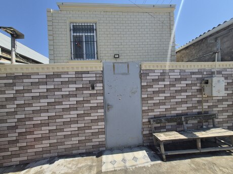 3 otaq · 70 m²