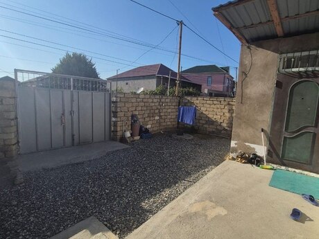 Sarayda 2 otaqlı həyət evi satılır, 85 m², 59 000 AZN, şəkil 2 / 12