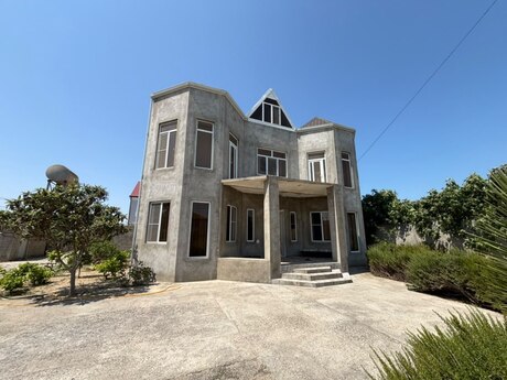 6 otaq · 200 m² · 1/1 mərtəbə, Maştağa