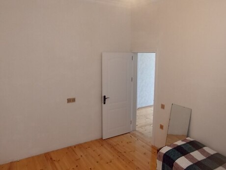 Mərdəkanda 4 otaqlı həyət evi satılır, 100 m², 145 000 AZN, şəkil 5 / 12