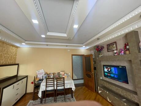 Продаётся 3-комнатная квартира в новостройке, ЖК Qurtuluş 93, 90 м², 130 000 AZN, фото 2 / 10