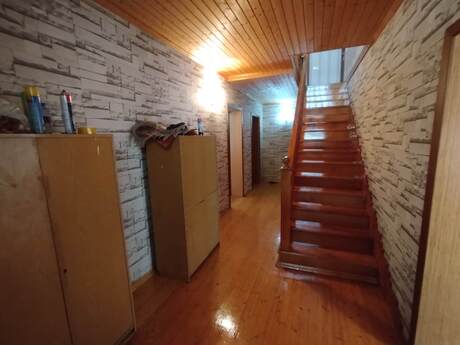 Masazırda 6 otaqlı həyət evi satılır, 200 m², 140 000 AZN, şəkil 2 / 12