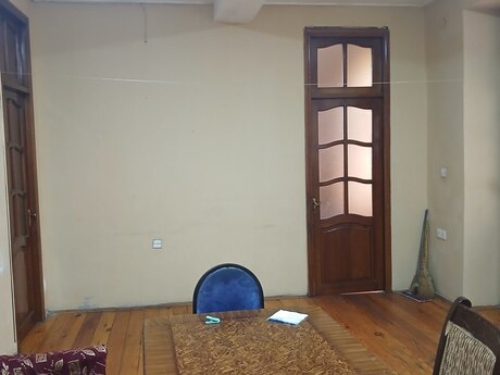Qaraçuxurda 3 otaqlı həyət evi kirayə verilir, 150 m², 450 AZN/ay, şəkil 2 / 12