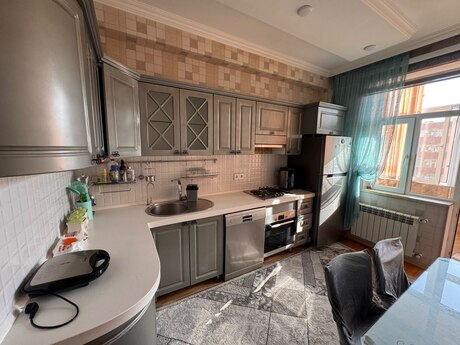 Neftçilərdə 3 otaqlı yeni tikili mənzil kirayə verilir, 110 m², 700 AZN/ay, şəkil 5 / 12