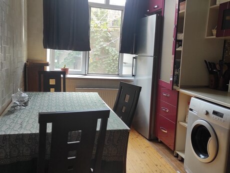 20 Yanvarda 4 otaqlı həyət evi kirayə verilir, 160 m², 120 AZN/ay, şəkil 4 / 7