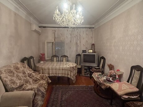 2-room old-build apartment for sale in Neftçilər, 51,4 m², 160 000 AZN, photo 2 / 12