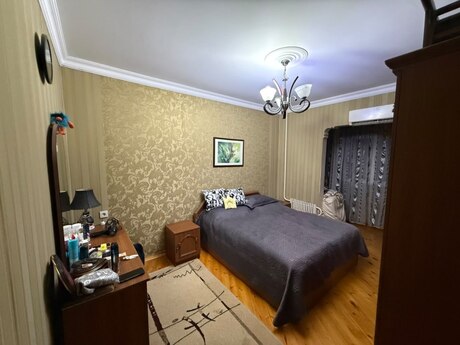 Yeni Günəşlidə 3 otaqlı köhnə tikili mənzil satılır, 80 m², 167 000 AZN, şəkil 4 / 12