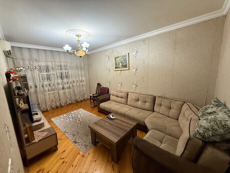 Yeni Günəşlidə 3 otaqlı köhnə tikili mənzil satılır, 80 m², 167 000 AZN, şəkil 2 / 12