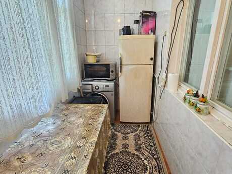 2-room old-build apartment for sale in Memar Əcəmi, 43 m², 117 000 AZN, photo 5 / 11