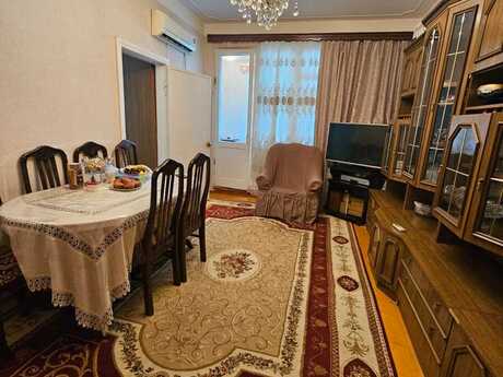 2 otaq · 43 m² · 5/5 mərtəbə, Memar Əcəmi