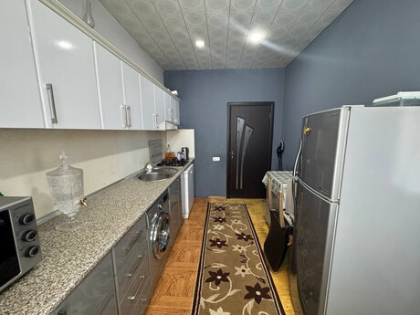 Qurtuluş 93 kompleksində 2 otaqlı yeni tikili mənzil kirayə verilir, 72 m², 400 AZN/ay, şəkil 4 / 12