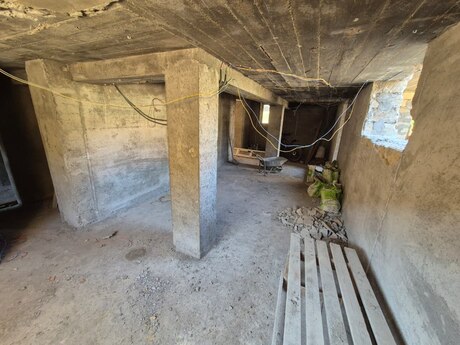Pirşağıda 8 otaqlı həyət evi satılır, 200 m², 220 000 AZN, şəkil 2 / 12
