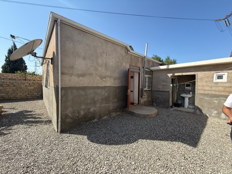 3-комн. · 90 m² · 1/1 этаж, Hökməli