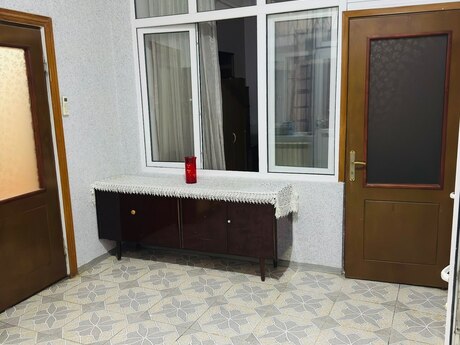 Сдаётся 4-комнатный дом, Nəsimi, 120 м², 180 AZN/мес, фото 4 / 6