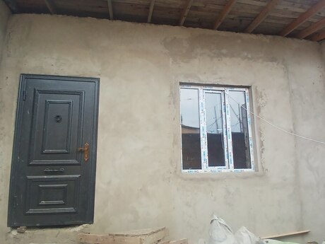 Keşlədə 4 otaqlı həyət evi satılır, 80 m², 67 000 AZN, şəkil 2 / 6
