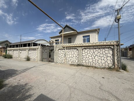 7 otaq · 220 m² · 1/1 mərtəbə, Masazır