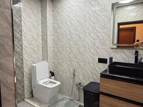 Əhmədlidə 2 otaqlı köhnə tikili mənzil satılır, 65 m², 160 000 AZN, şəkil 3 / 8