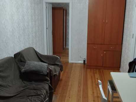 Azadlıq Prospektidə 2 otaqlı köhnə tikili mənzil satılır, 45 m², 43 000 AZN, şəkil 2 / 9