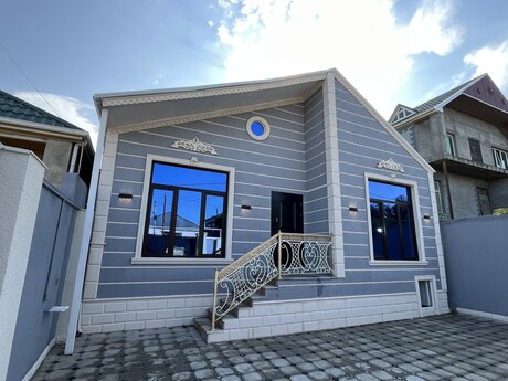 4 otaq · 220 m²