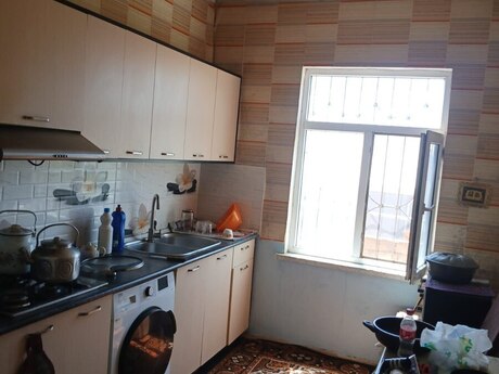 3 otaq · 70 m²