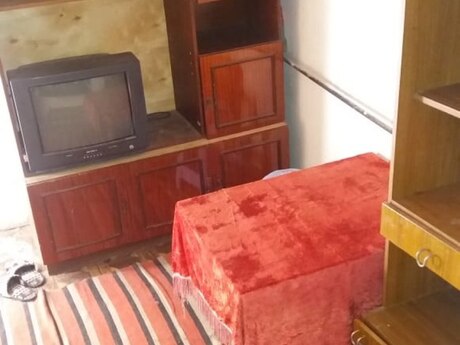 Yasamalda 1 otaqlı həyət evi kirayə verilir, 30 m², 250 AZN/ay, şəkil 2 / 6
