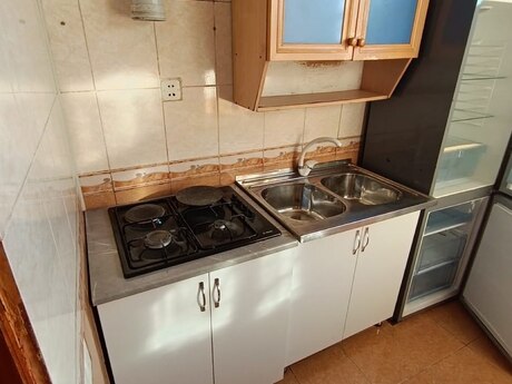 3-room house for rent in Avtovağzal, 80 m², 448 AZN/mo, photo 2 / 12