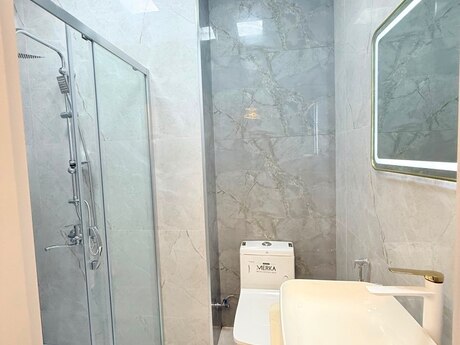 Abşeronda 2 otaqlı yeni tikili mənzil satılır, 45 m², 109 900 AZN, şəkil 5 / 11