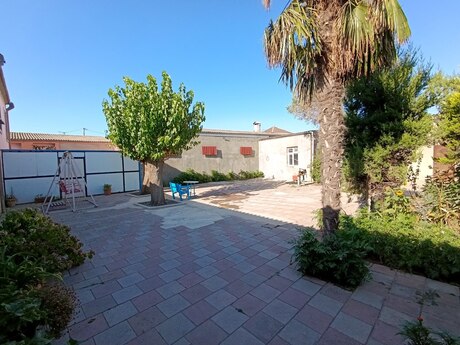 Zabratda 10 otaqlı həyət evi satılır, 300 m², 180 000 AZN, şəkil 2 / 12