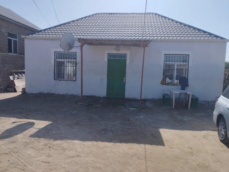 3 otaq · 100 m²