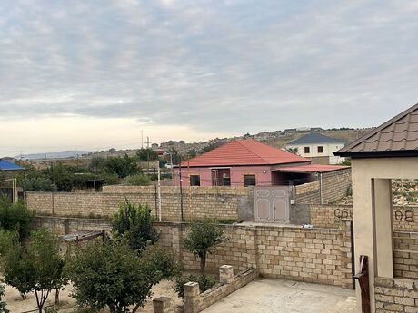 8 otaq · 180 m² · 1/1 mərtəbə, Saray
