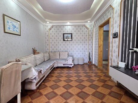 Buzovnada 4 otaqlı həyət evi satılır, 117 m², 185 000 AZN, şəkil 2 / 12