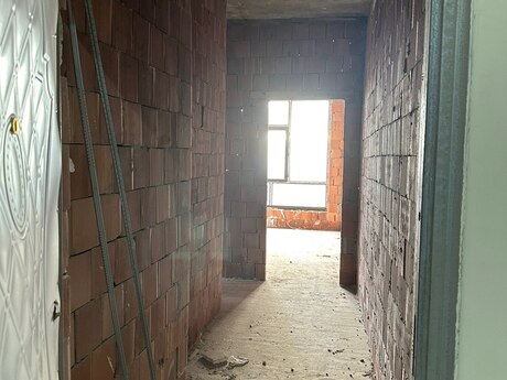 Yeni Günəşlidə 2 otaqlı yeni tikili mənzil satılır, 80 m², 168 000 AZN, şəkil 4 / 7