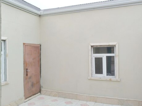 3 otaq · 90 m² · 1/1 mərtəbə, 28 May