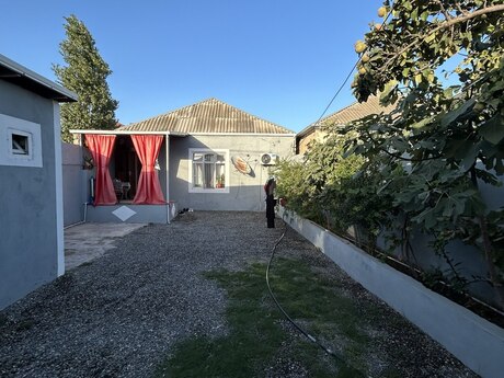 3 otaq · 90 m² · 1/1 mərtəbə, Binə