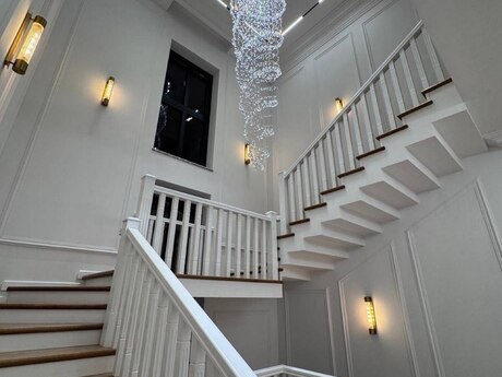 Mərdəkanda 6 otaqlı həyət evi satılır, 466 m², 499 999 AZN, şəkil 2 / 10