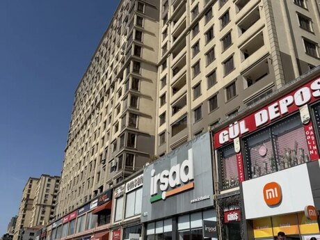 3 otaq · 123 m² · 4/15 mərtəbə, İnşaatçılar
