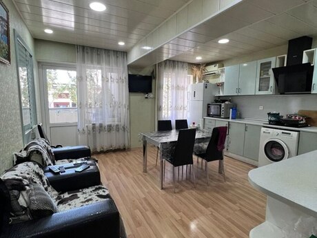 3-room old-build apartment for rent in Şah İsmayıl Xətai, 80 m², 900 AZN/mo, photo 2 / 8