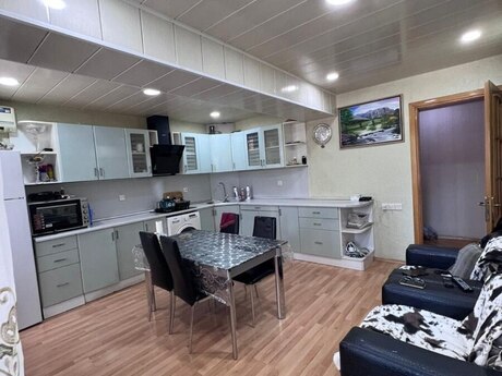 3 otaq · 80 m² · 3/7 mərtəbə, Şah İsmayıl Xətai