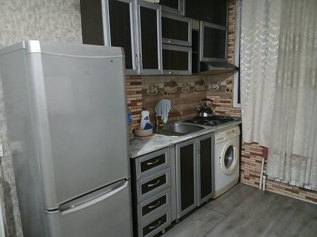 2 otaq · 40 m² · 8/11 mərtəbə, Abşeron