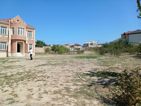 Sarayda 7 otaqlı həyət evi satılır, 350 m², 180 000 AZN, şəkil 4 / 12