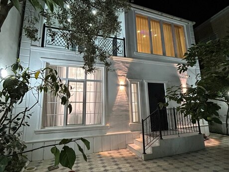 6 otaq · 230 m² · 1/1 mərtəbə, Yeni Ramana