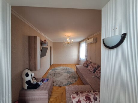1-room old-build apartment for sale in Xalqlar Dostluğu, 45 m², 120 500 AZN, photo 2 / 12