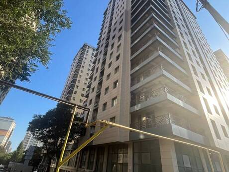 Azadlıq Prospektidə 4 otaqlı yeni tikili mənzil satılır, 192 m², 495 000 AZN, şəkil 5 / 12