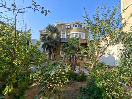 Əhmədlidə 10 otaqlı həyət evi satılır, 360 m², 980 000 AZN, şəkil 2 / 12